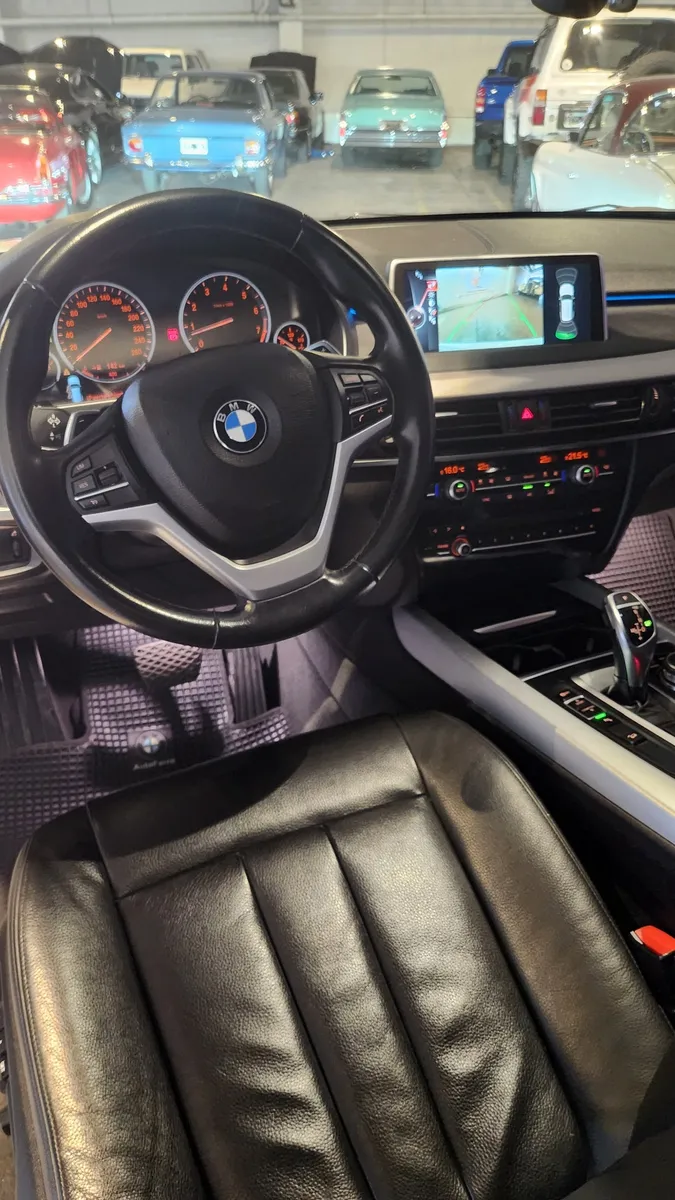 Mira esta publicación de BMW X5 2015 en Motordil