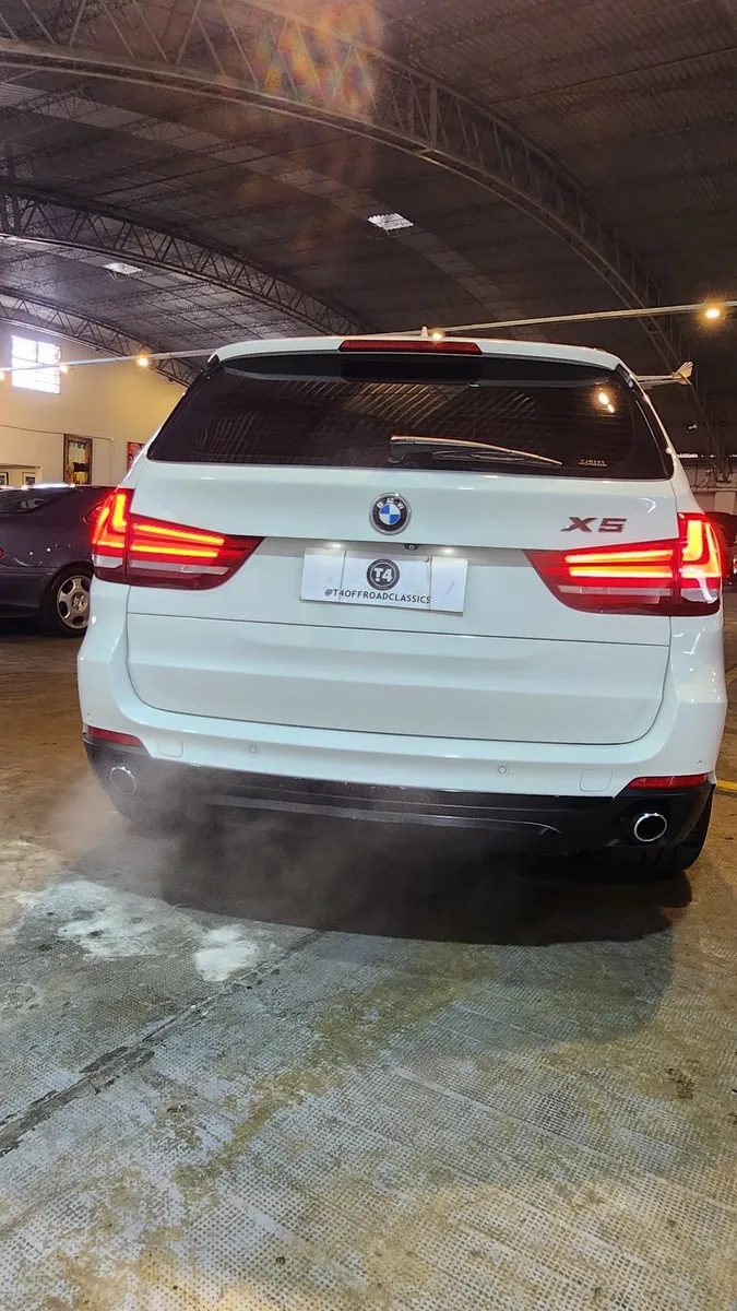 Mira esta publicación de BMW X5 2015 en Motordil