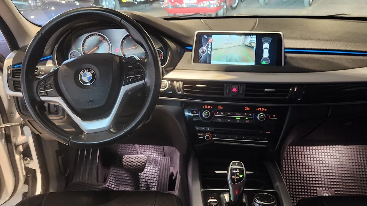 Mira esta publicación de BMW X5 2015 en Motordil