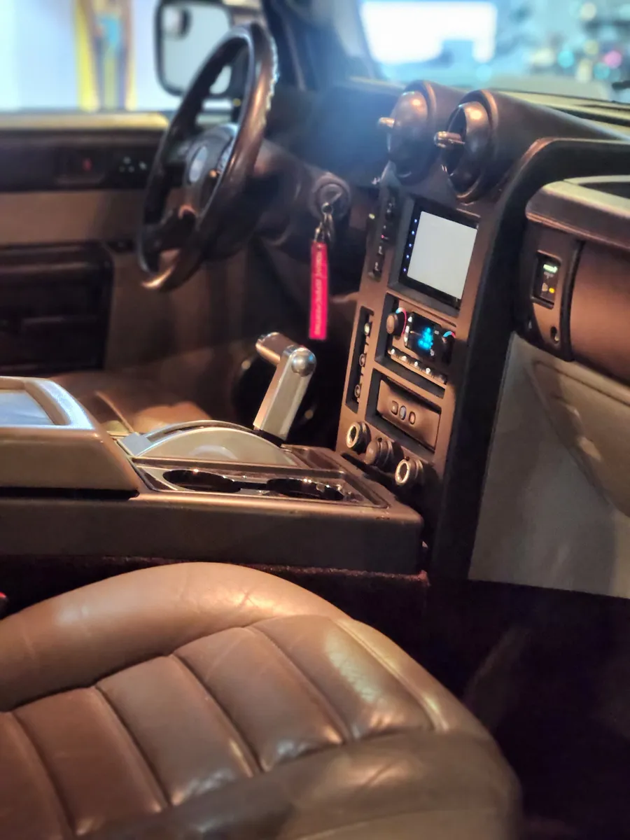 Mirá esta publicación de Hummer H2