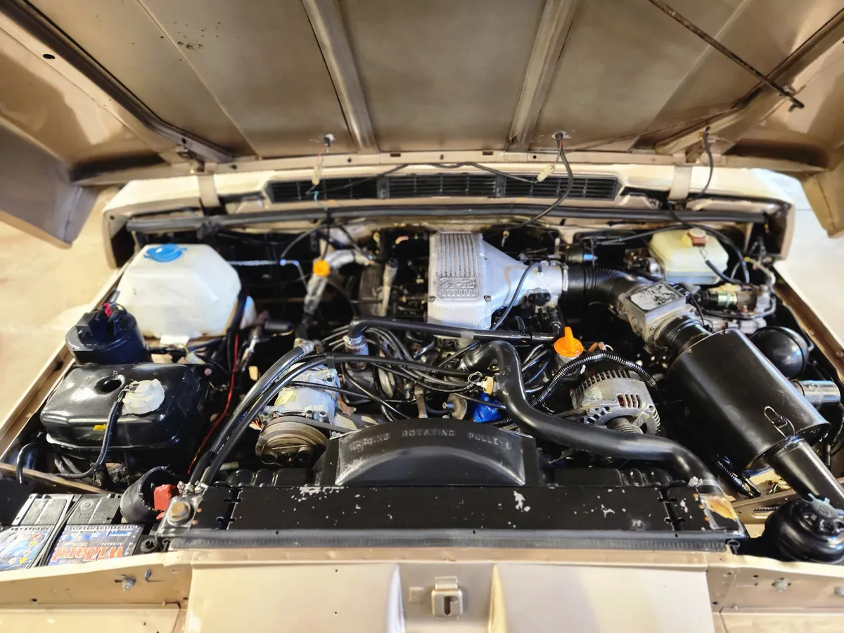 Mira esta publicación de Land Rover Range Rover 1993 en Motordil