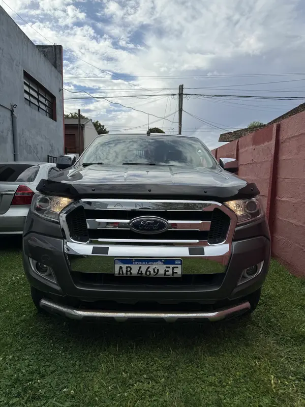 Mira esta publicación de Ford Ranger 2017 en Motordil