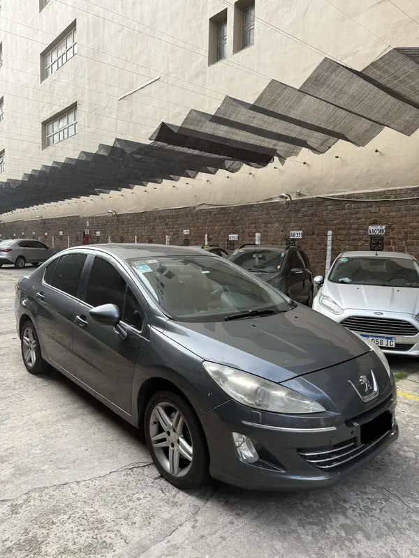Mira esta publicación de Peugeot 408 2012 en Motordil