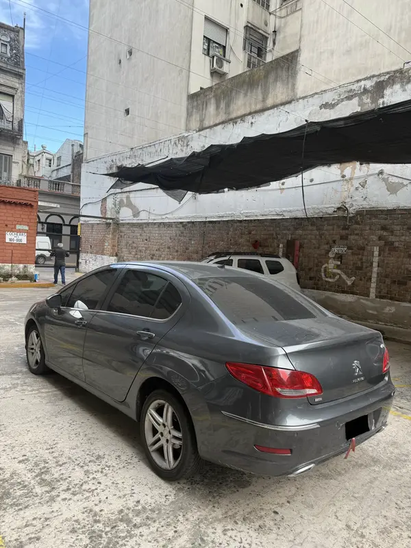 Mira esta publicación de Peugeot 408 2012 en Motordil