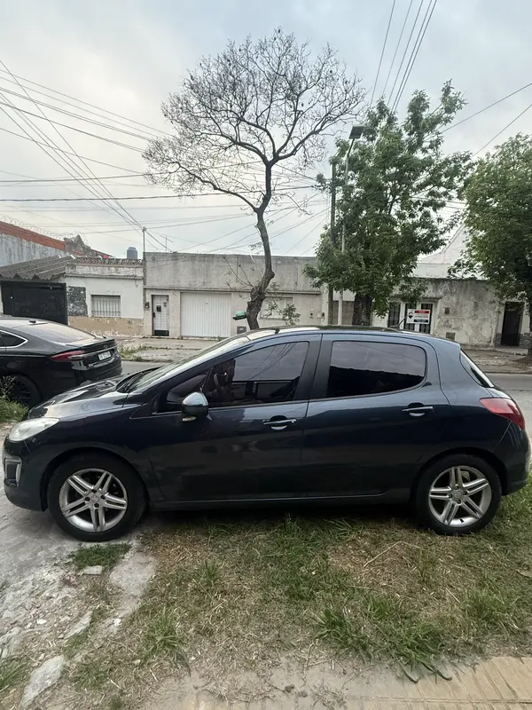 Mira esta publicación de Peugeot 308 2012 en Motordil