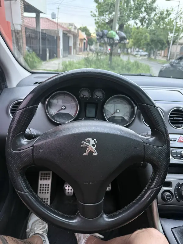 Mira esta publicación de Peugeot 308 2012 en Motordil