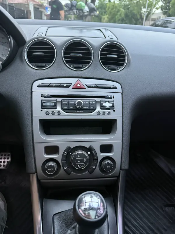 Mira esta publicación de Peugeot 308 2012 en Motordil