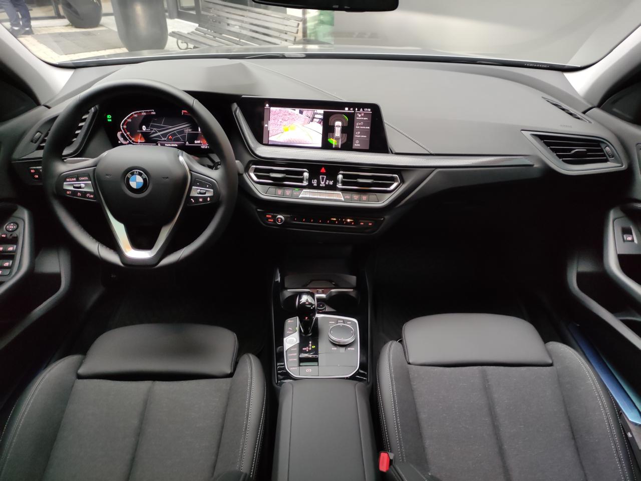 Mira esta publicación de BMW Serie 1 2024 en Motordil