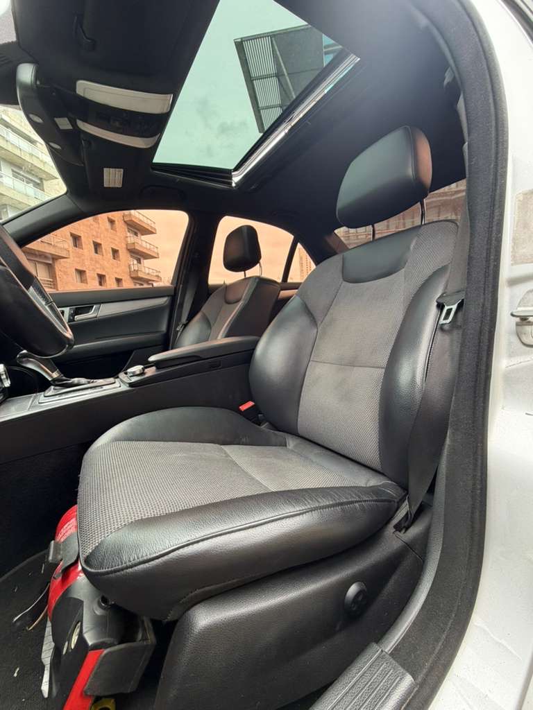 Mira esta publicación de Mercedes Benz Clase C 2013 en Motordil