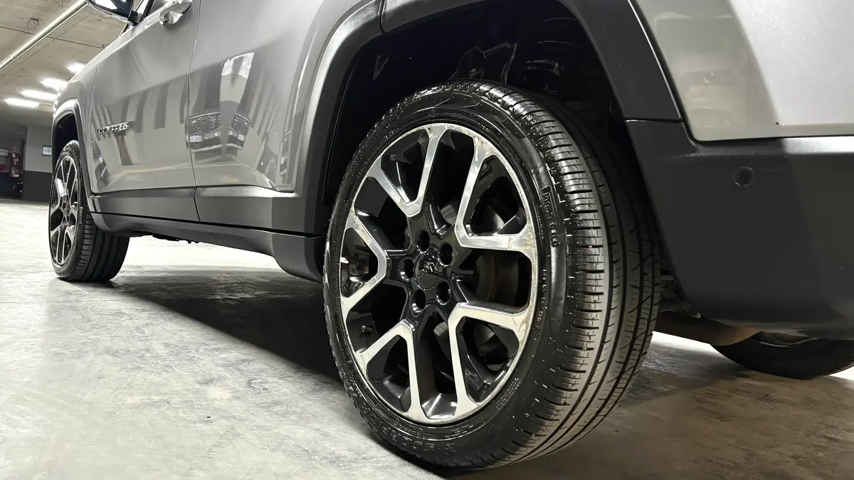 Mira esta publicación de Jeep Compass 2020 en Motordil