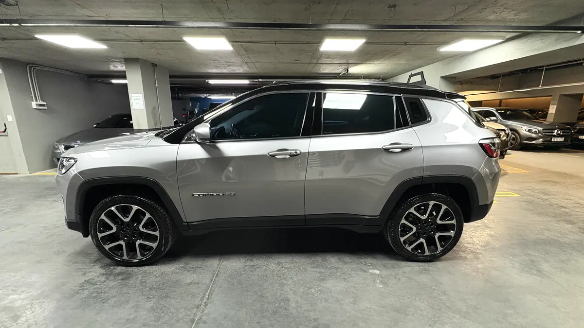 Mirá esta publicación de Jeep Compass