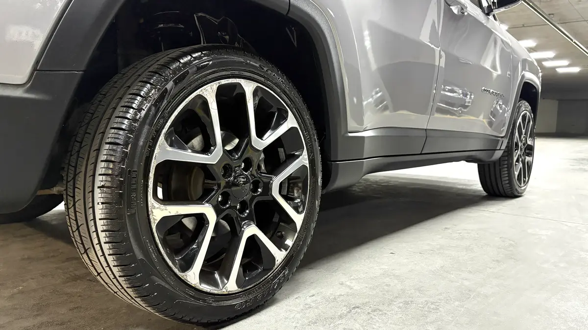 Mira esta publicación de Jeep Compass 2020 en Motordil