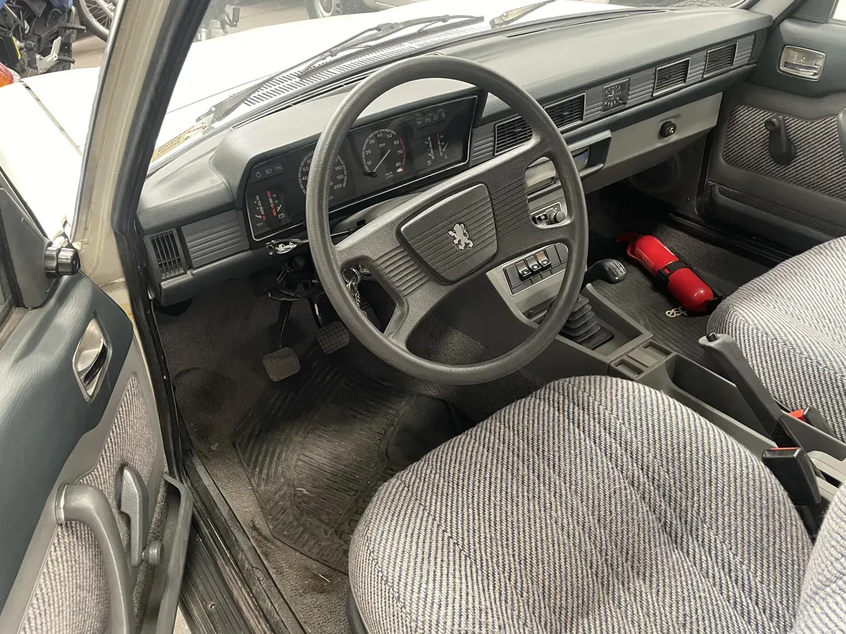 Mira esta publicación de Peugeot 504 1986 en Motordil