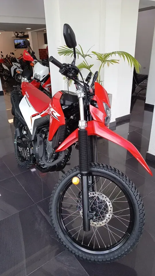 Mira esta publicación de Honda XR 300 Tornado 2025 en Motordil