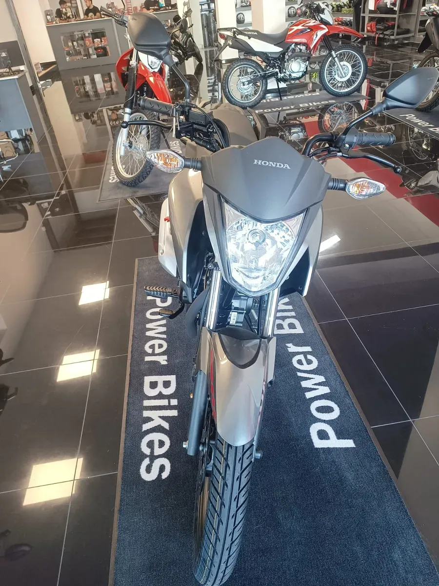 Mira esta publicación de Honda CB 125 2025 en Motordil