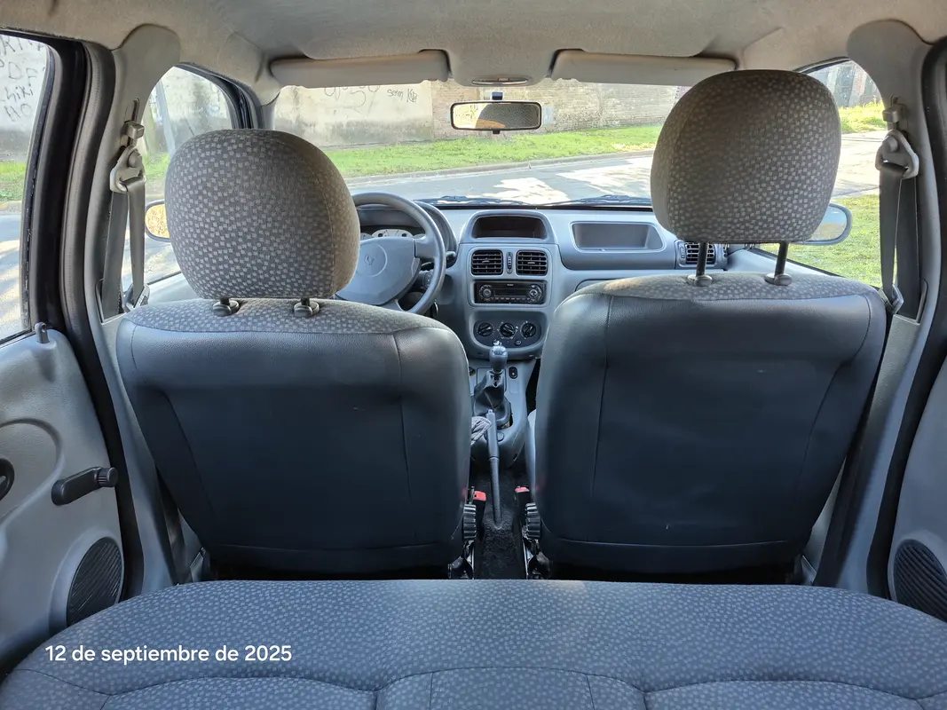 Mira esta publicación de Renault Clio 2010 en Motordil