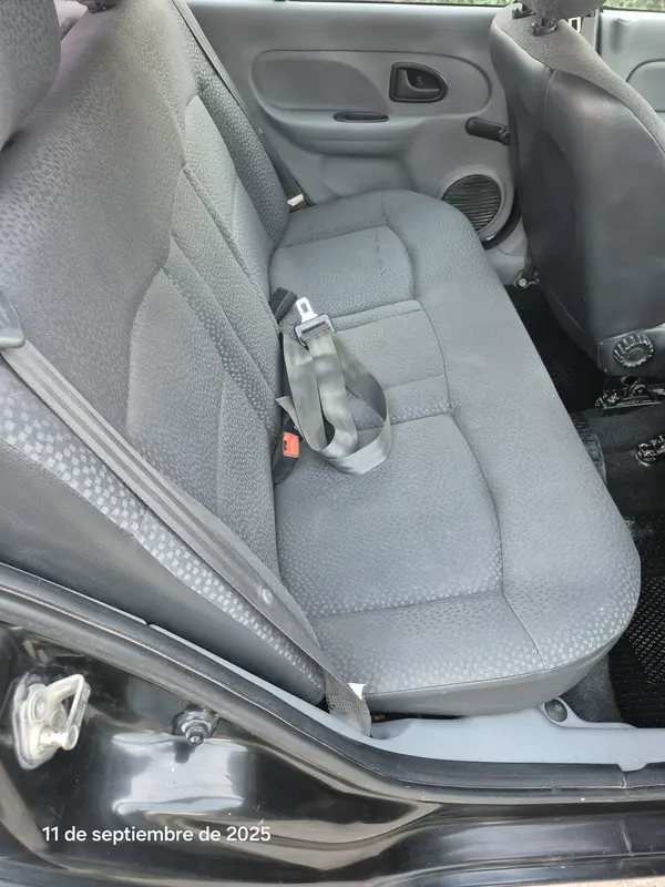 Mira esta publicación de Renault Clio 2010 en Motordil