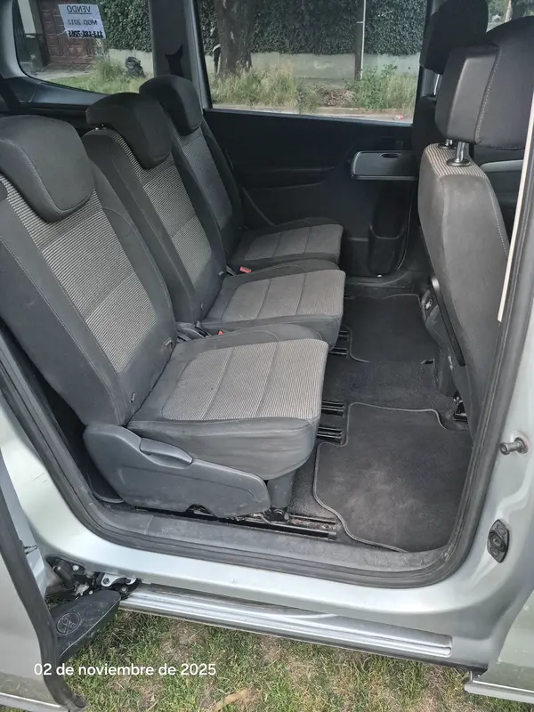 Mira esta publicación de Volkswagen Sharan 2012 en Motordil