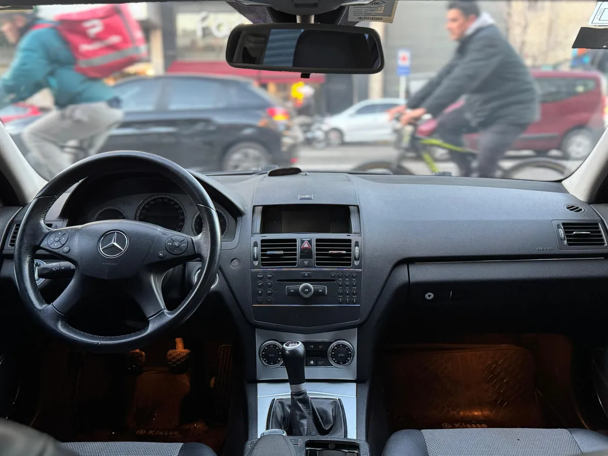 Mirá esta publicación de Mercedes Benz 200