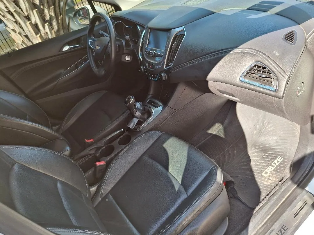 Mira esta publicación de Chevrolet Cruze 2018 en Motordil