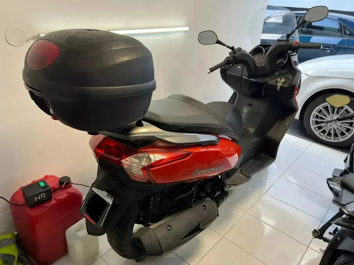 Mirá esta publicación de Kymco Downtown 300 I