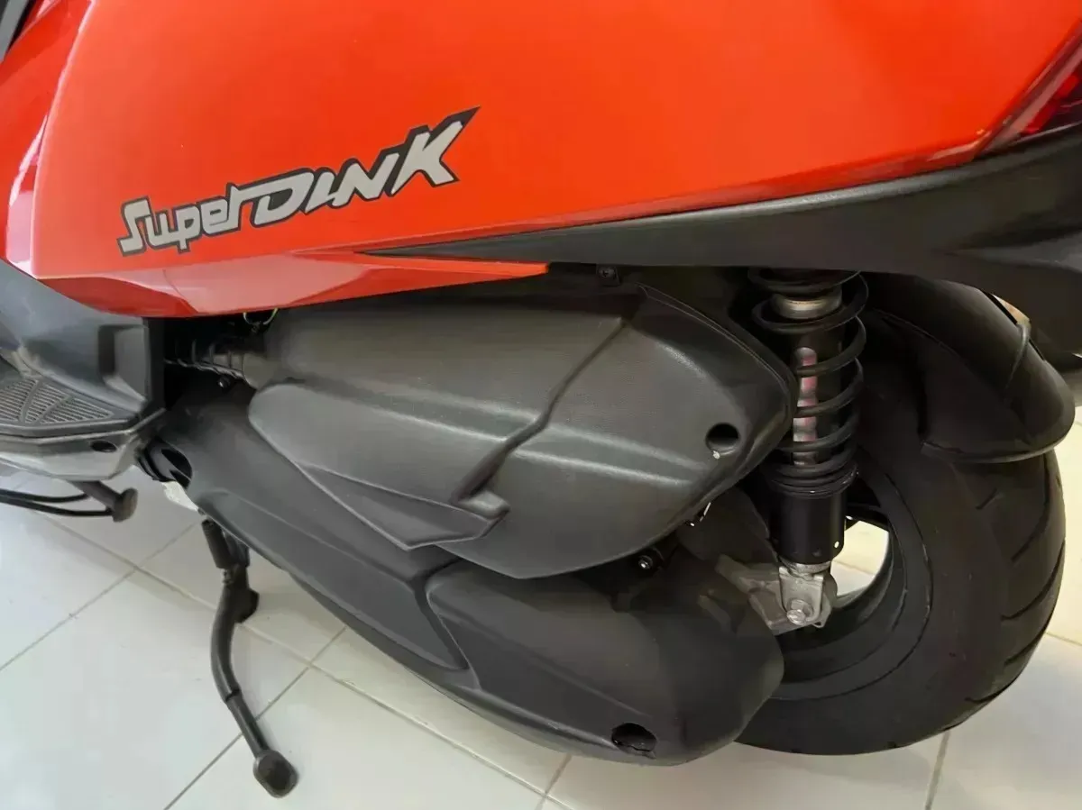 Mirá esta publicación de Kymco Downtown 300 I