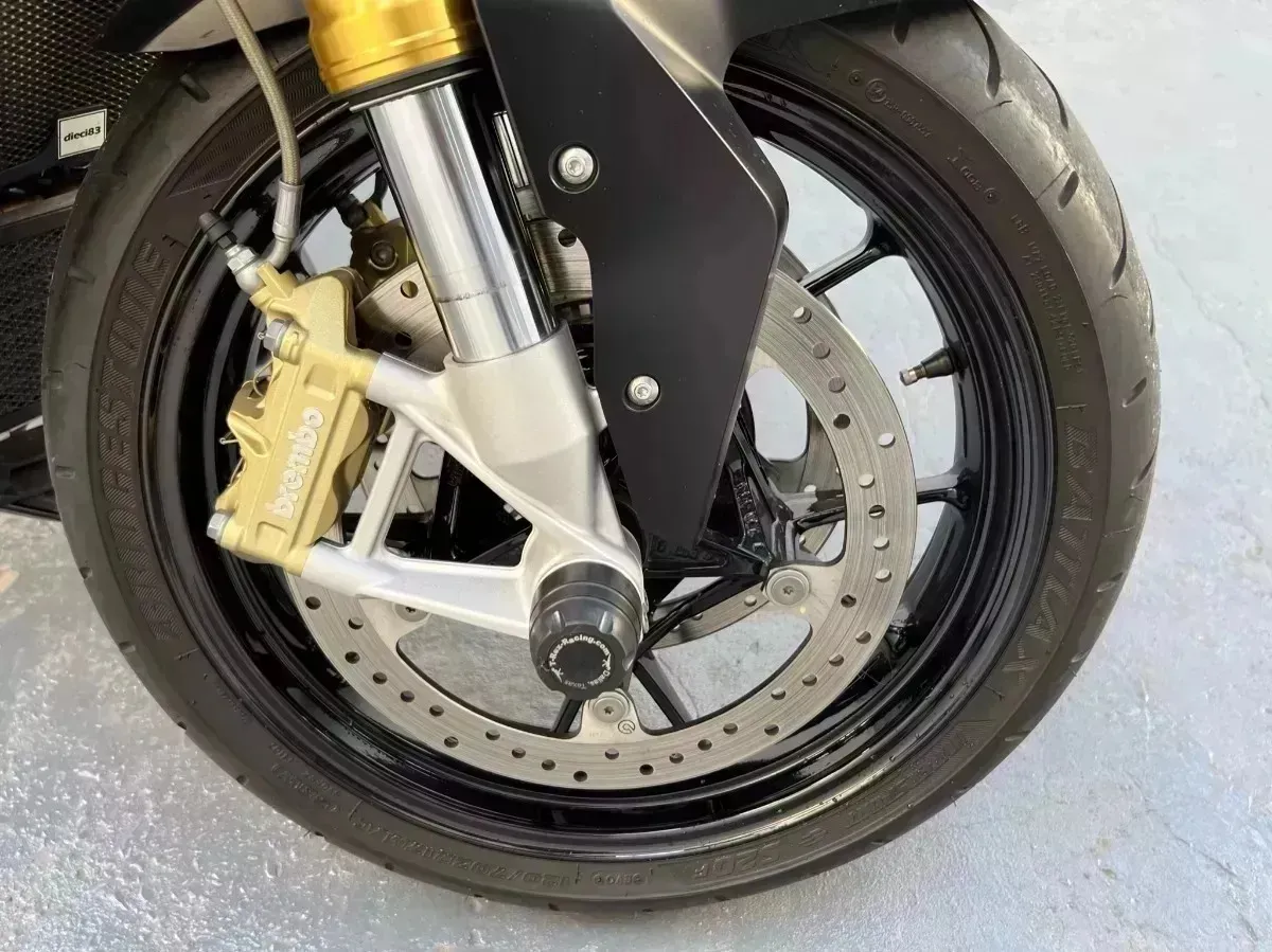 Mira esta publicación de BMW S 1000 R 2017 en Motordil