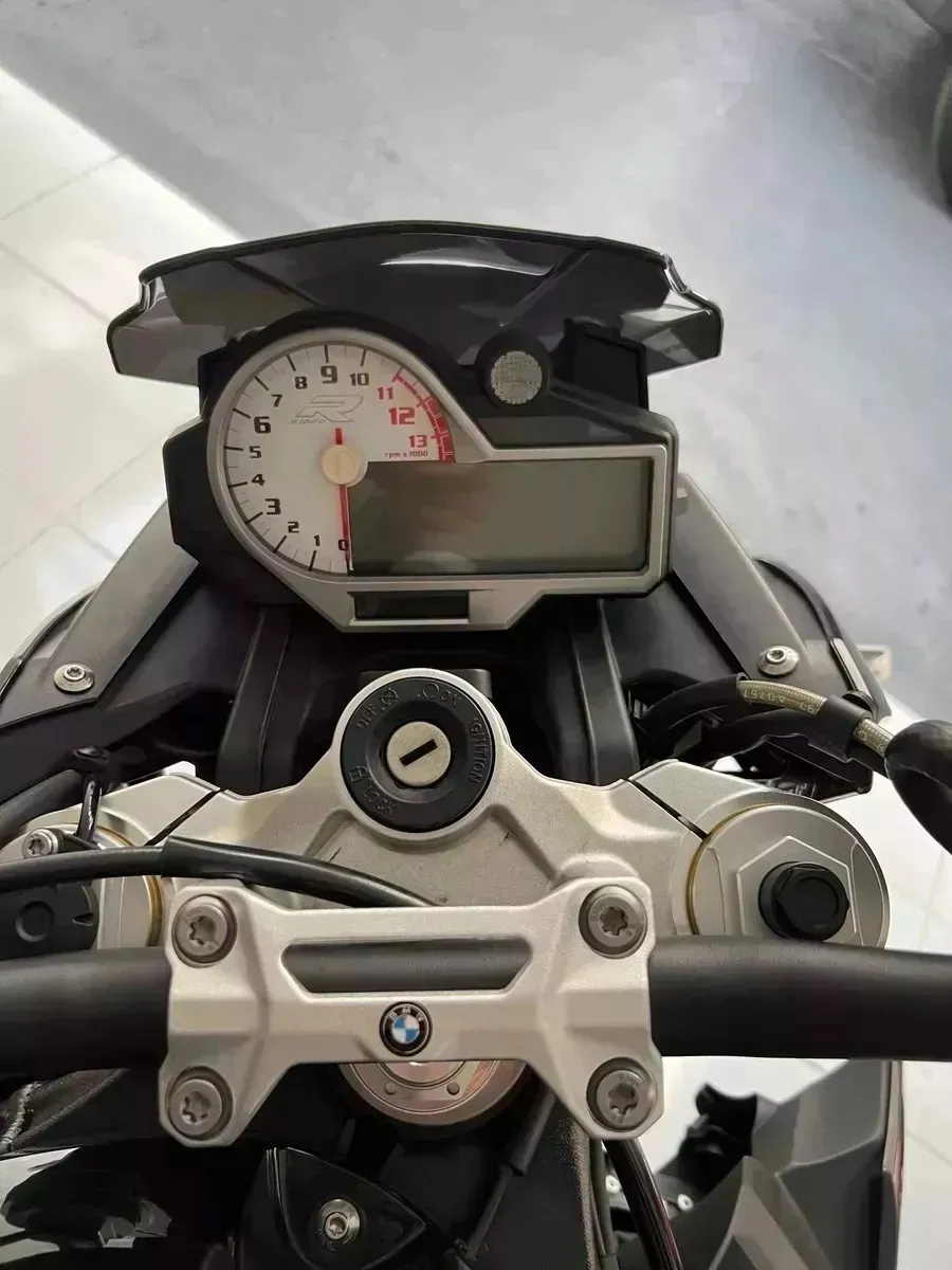 Mira esta publicación de BMW S 1000 R 2017 en Motordil