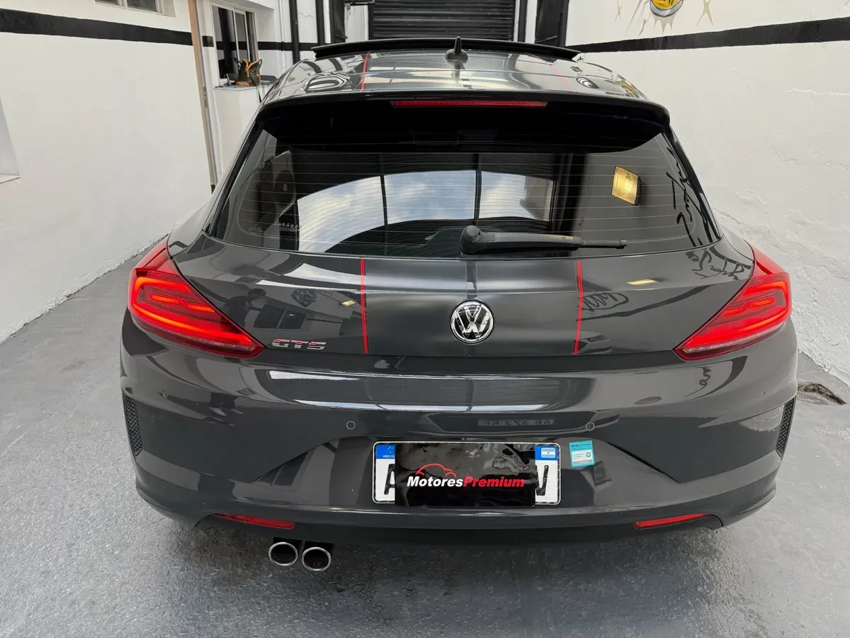 Mira esta publicación de Volkswagen Scirocco 2017 en Motordil