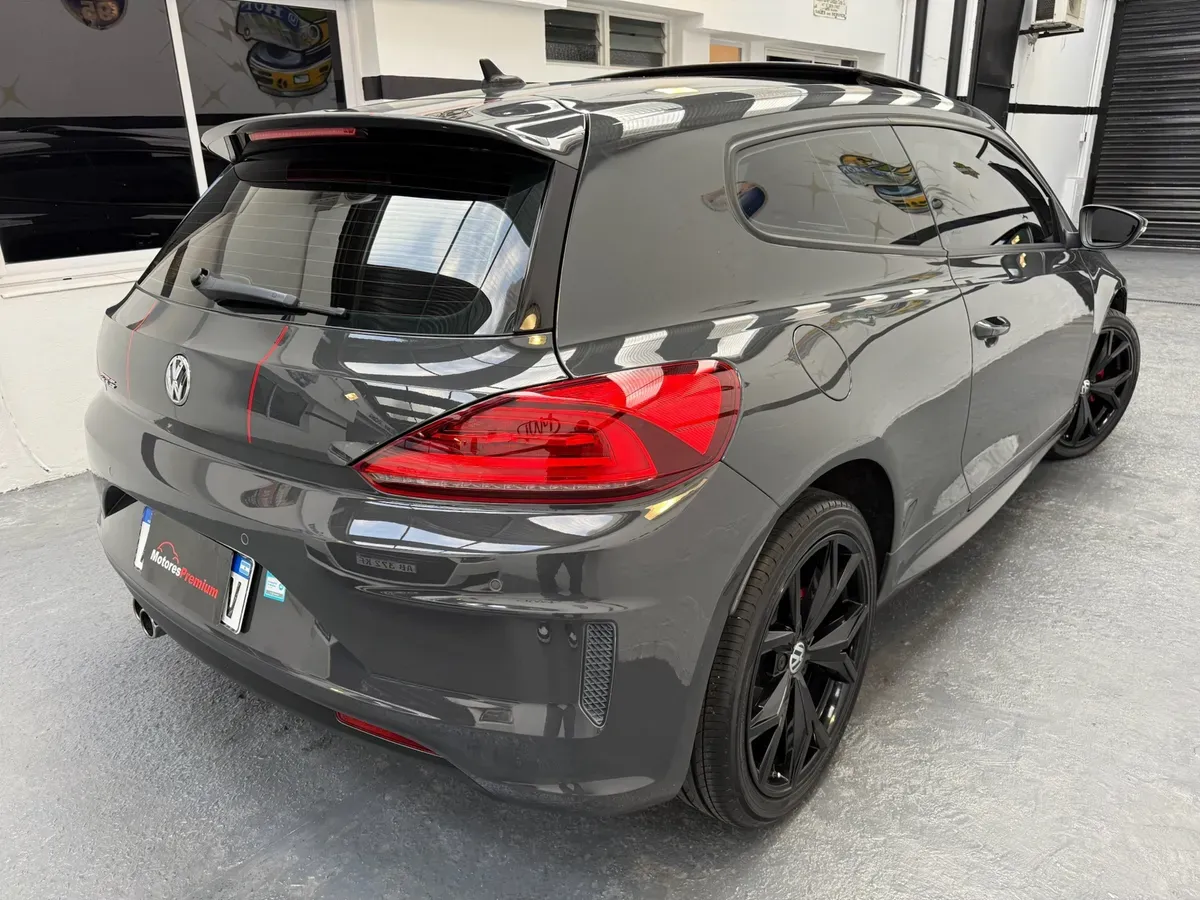 Mira esta publicación de Volkswagen Scirocco 2017 en Motordil