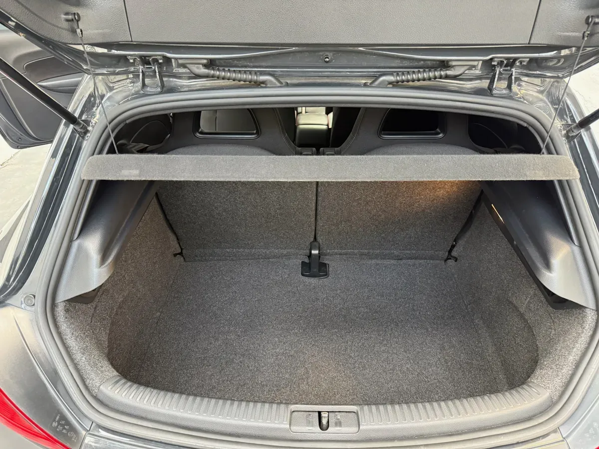 Mira esta publicación de Volkswagen Scirocco 2017 en Motordil