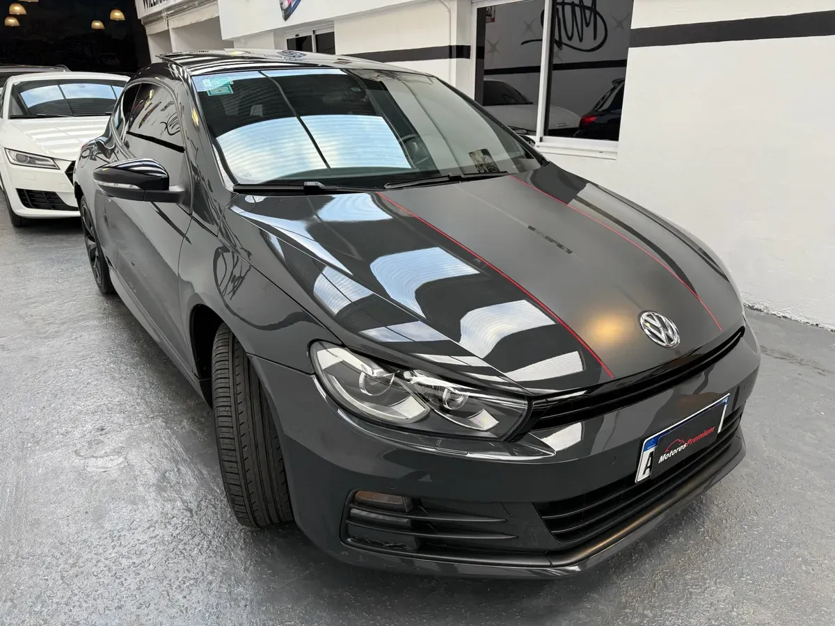 Mira esta publicación de Volkswagen Scirocco 2017 en Motordil