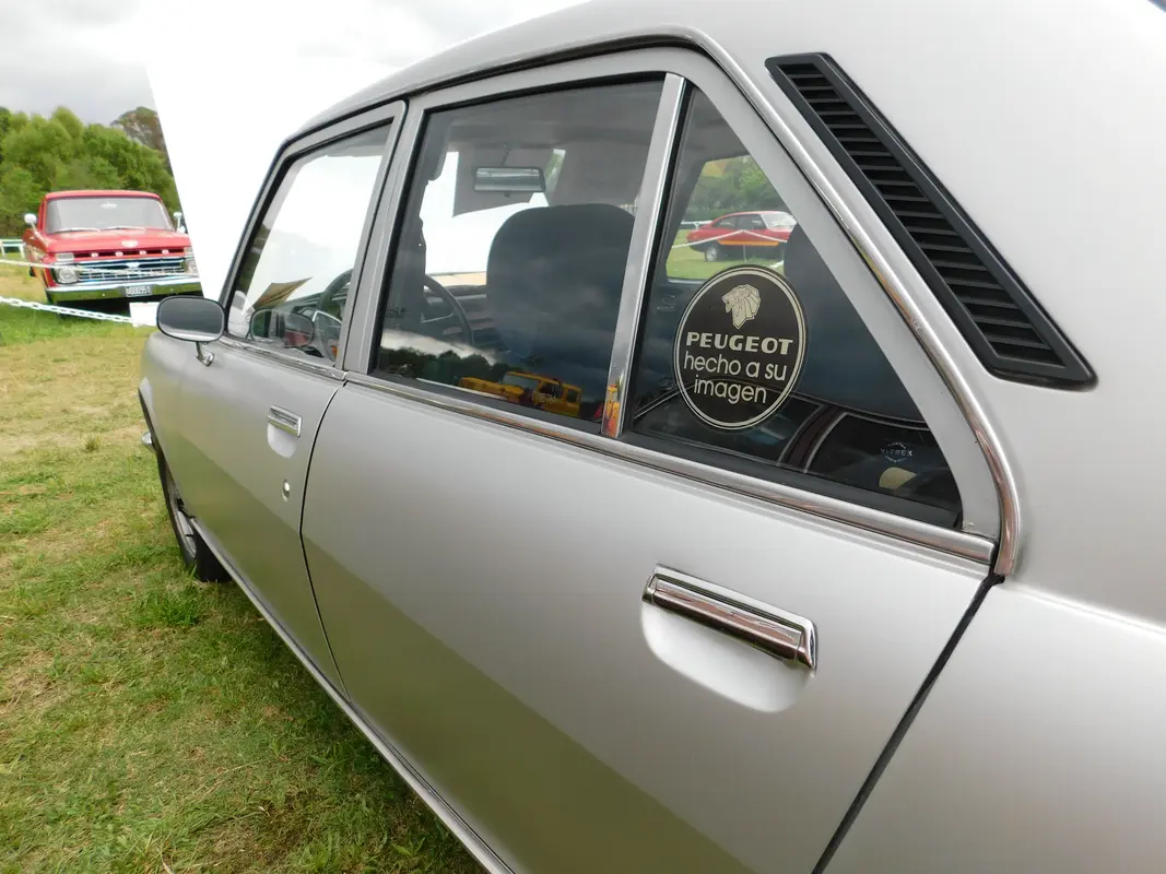 Mira esta publicación de Peugeot 504 1981 en Motordil