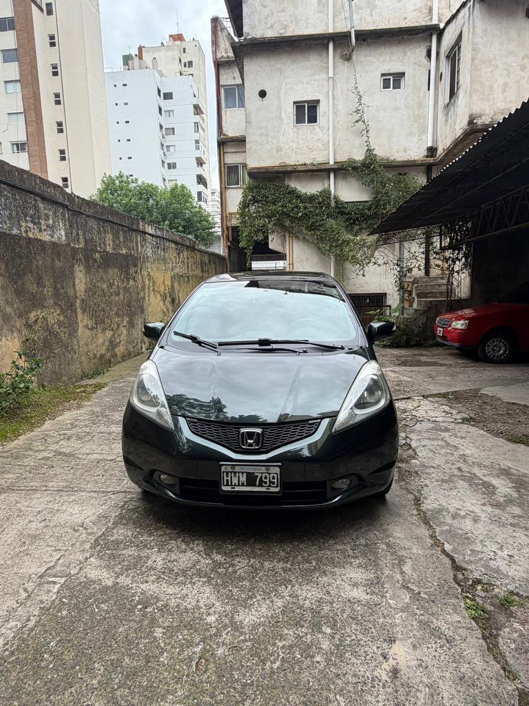 Mira esta publicación de Honda FIT 2008 en Motordil