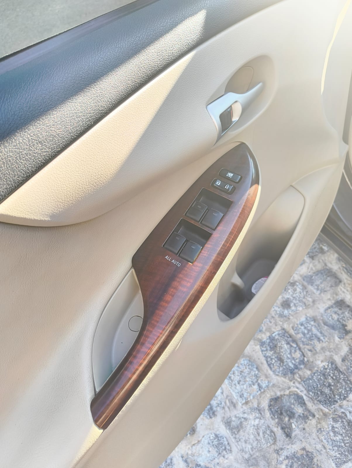 Mira esta publicación de Toyota Corolla 2013 en Motordil