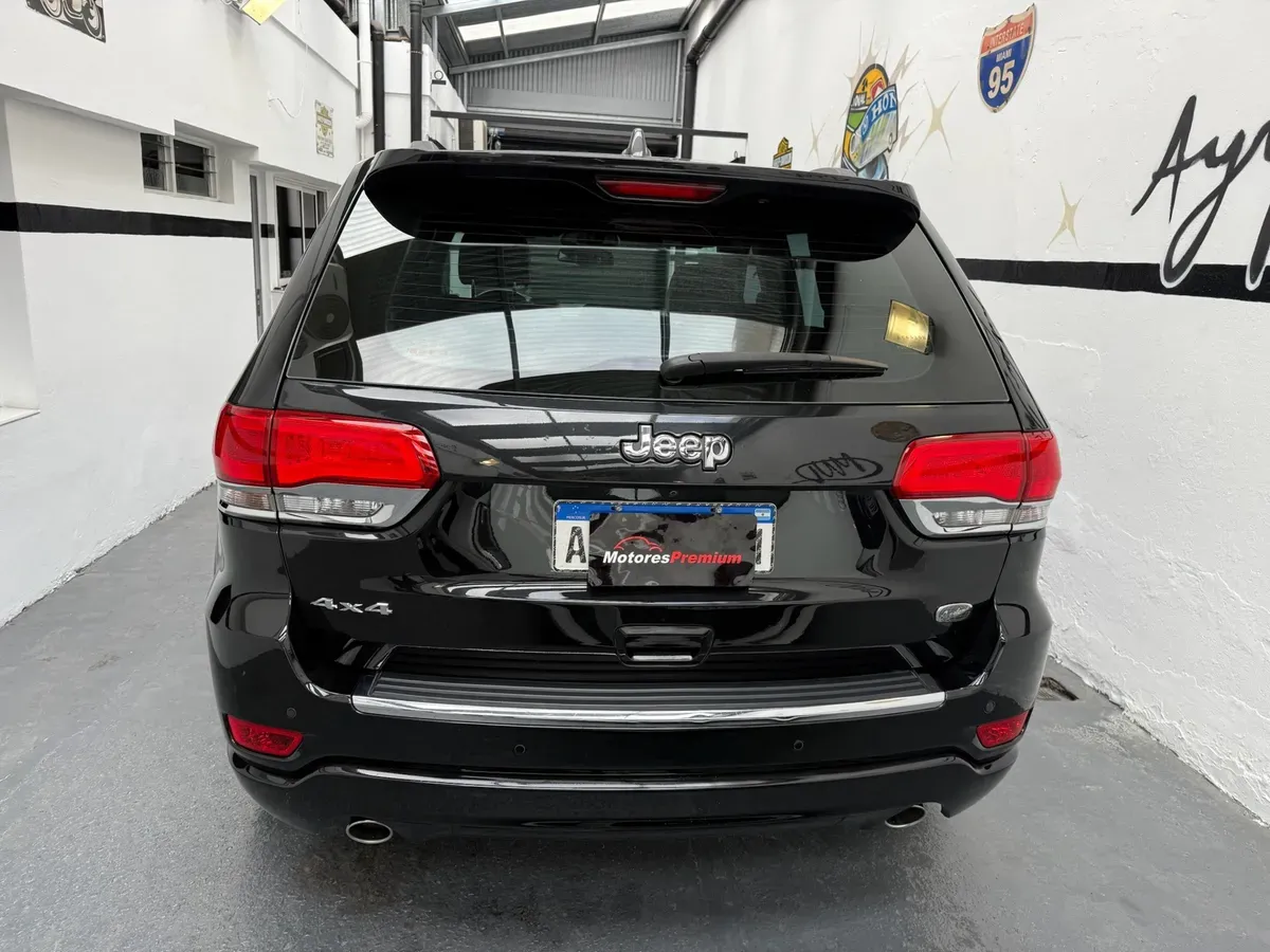 Mira esta publicación de Jeep Grand Cherokee 2017 en Motordil