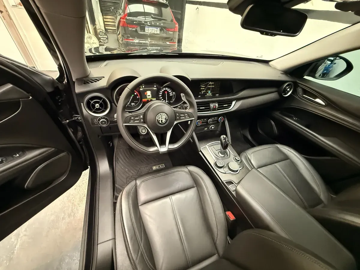 Mirá esta publicación de Alfa Romeo Stelvio