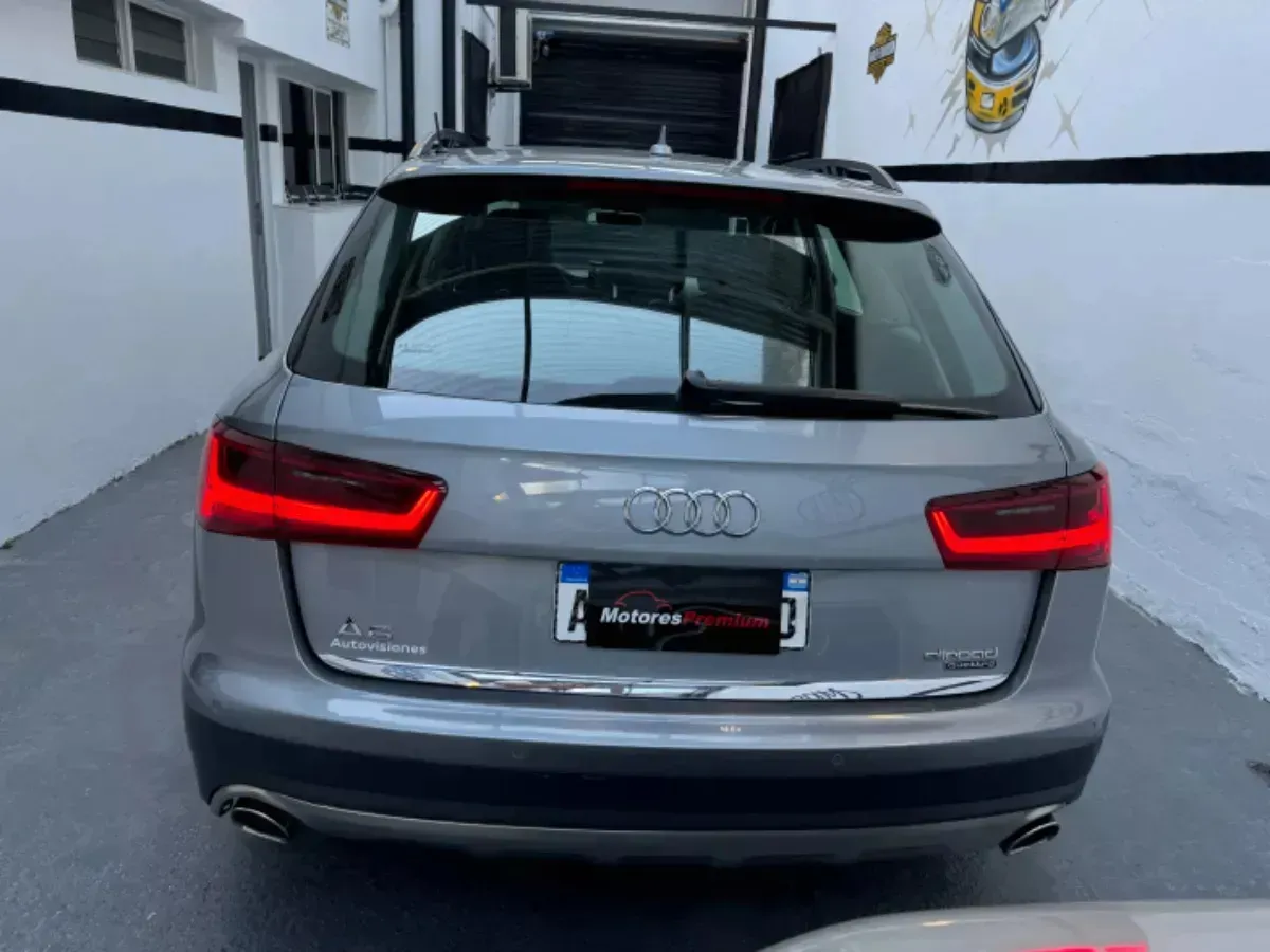 Mira esta publicación de Audi A6 Allroad 2016 en Motordil