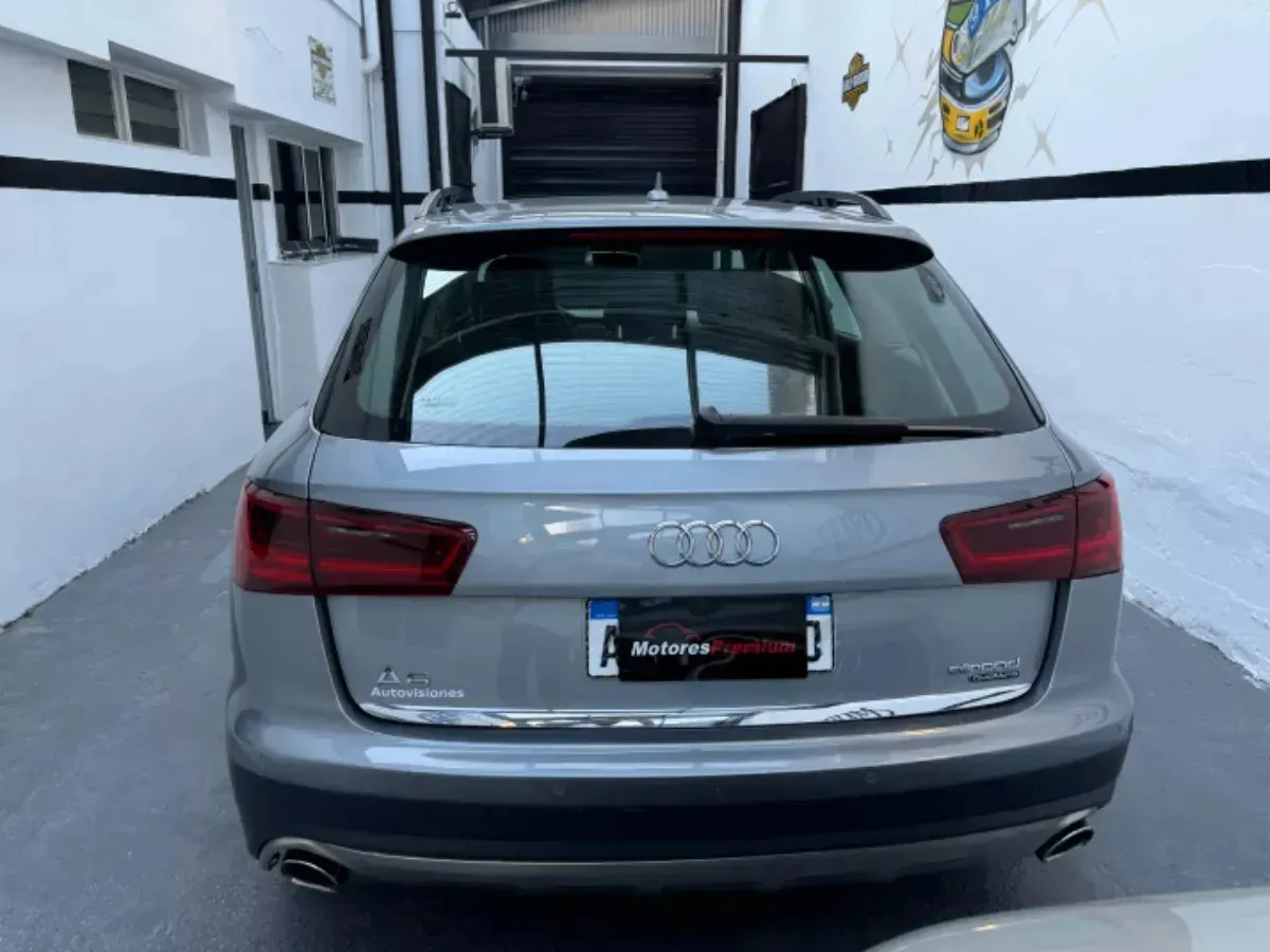 Mira esta publicación de Audi A6 Allroad 2016 en Motordil
