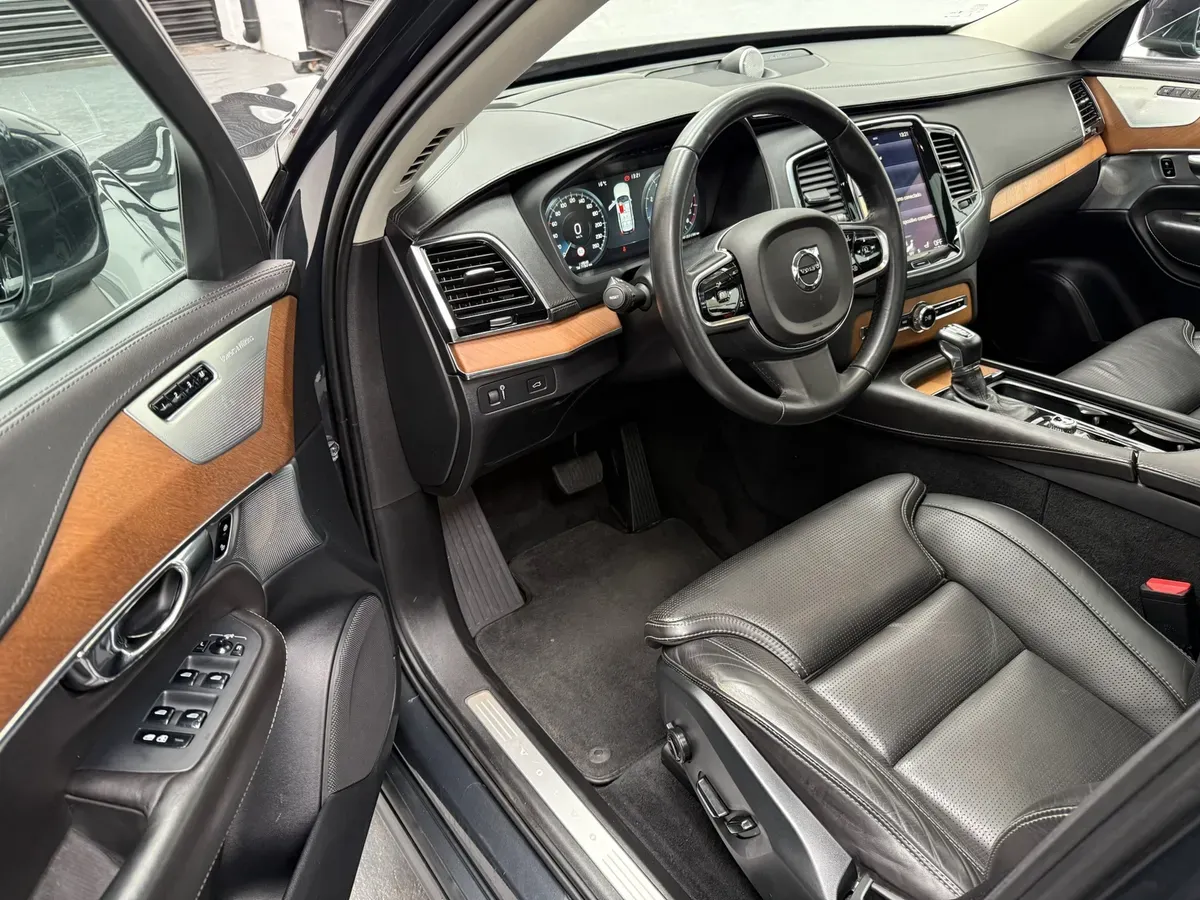 Mira esta publicación de Volvo XC 90 2017 en Motordil