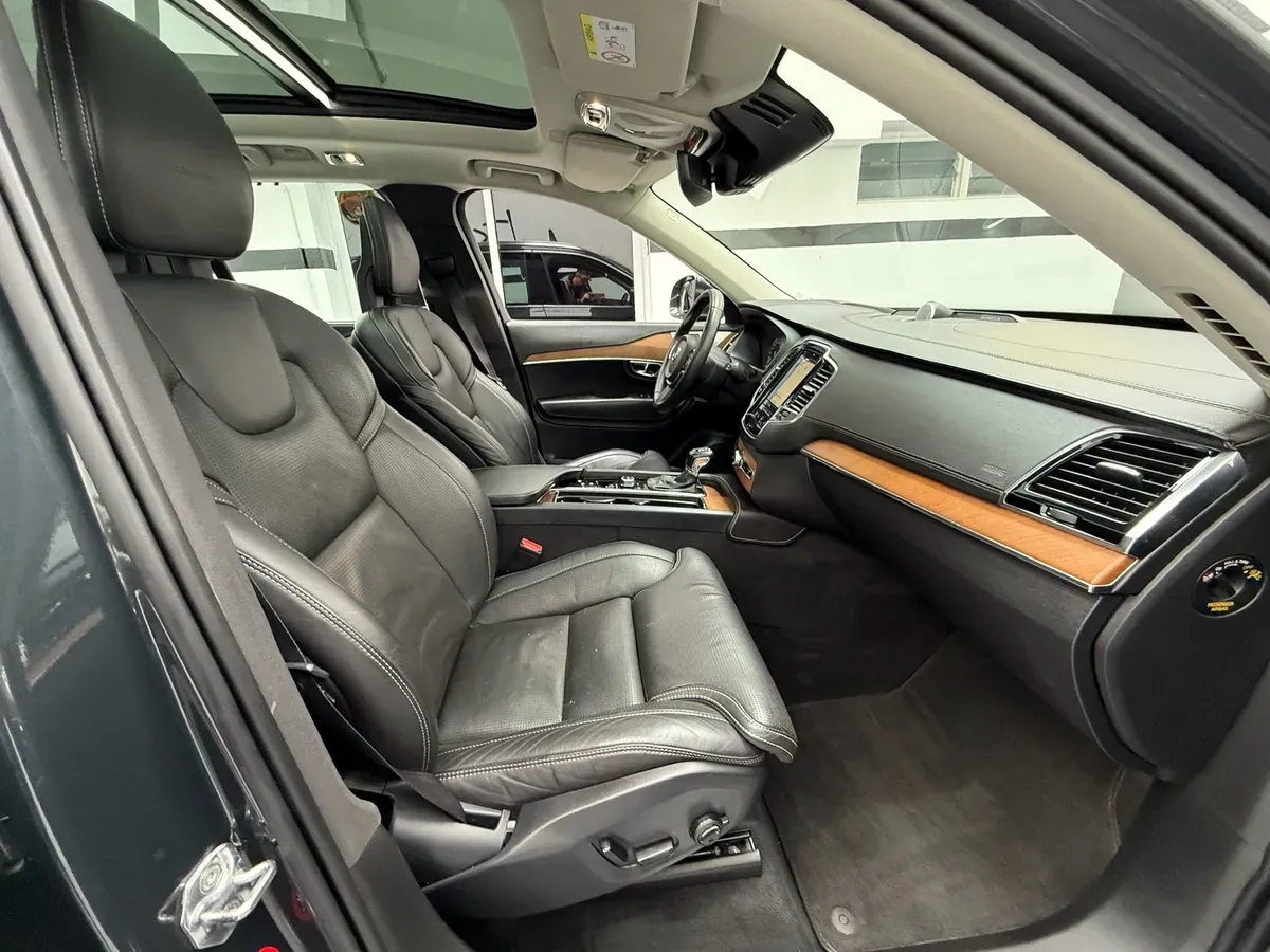 Mira esta publicación de Volvo XC 90 2017 en Motordil