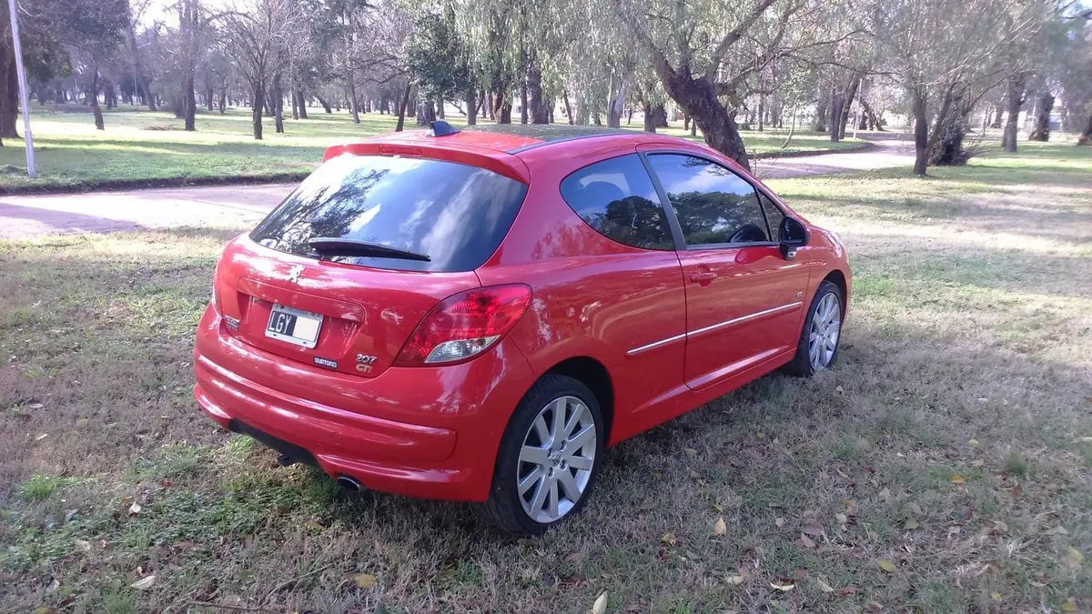 Mira esta publicación de Peugeot 207 2012 en Motordil
