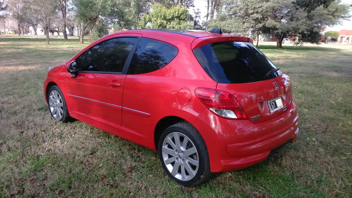 Mira esta publicación de Peugeot 207 2012 en Motordil