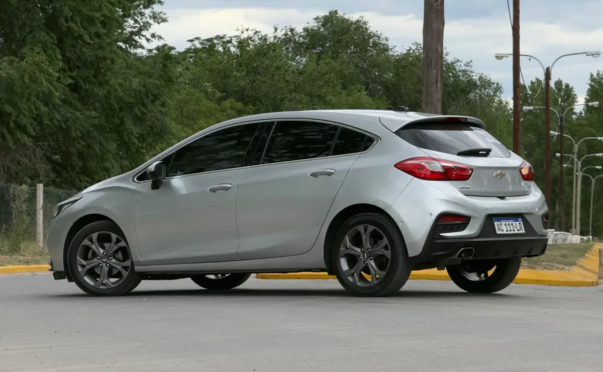 Mira esta publicación de Chevrolet Cruze 2017 en Motordil