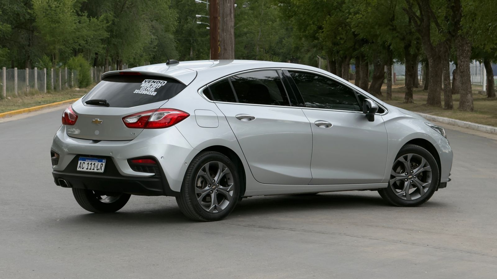 Mira esta publicación de Chevrolet Cruze 2017 en Motordil