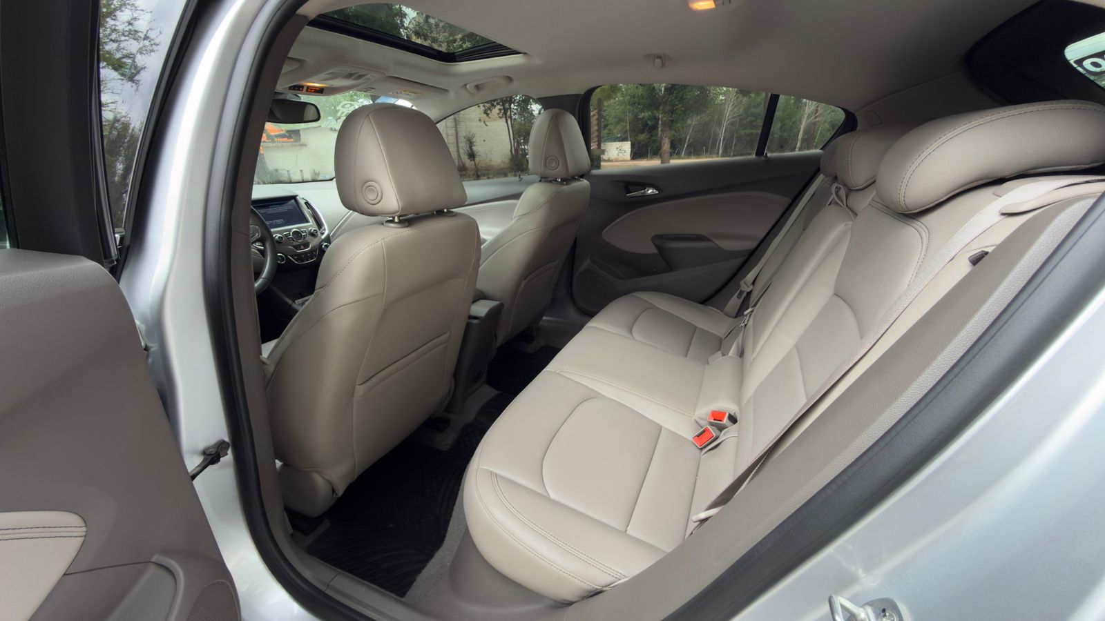 Mira esta publicación de Chevrolet Cruze 2017 en Motordil