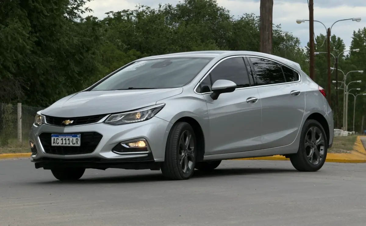 Mira esta publicación de Chevrolet Cruze 2017 en Motordil