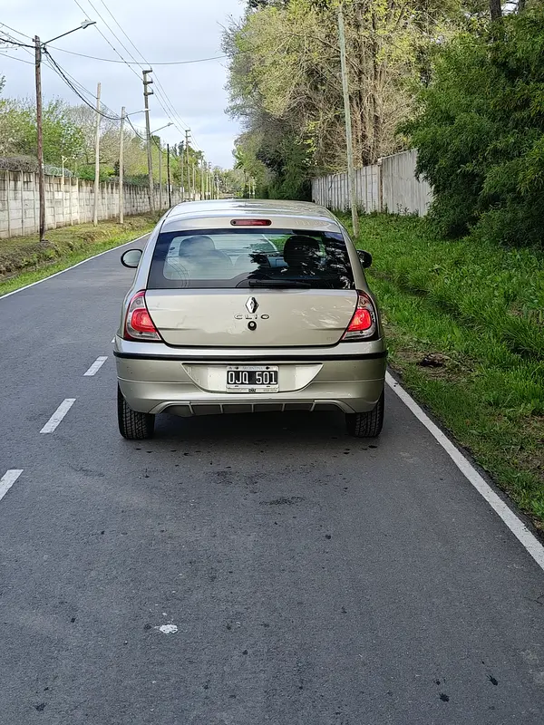 Mira esta publicación de Renault Clio Mio 2014 en Motordil