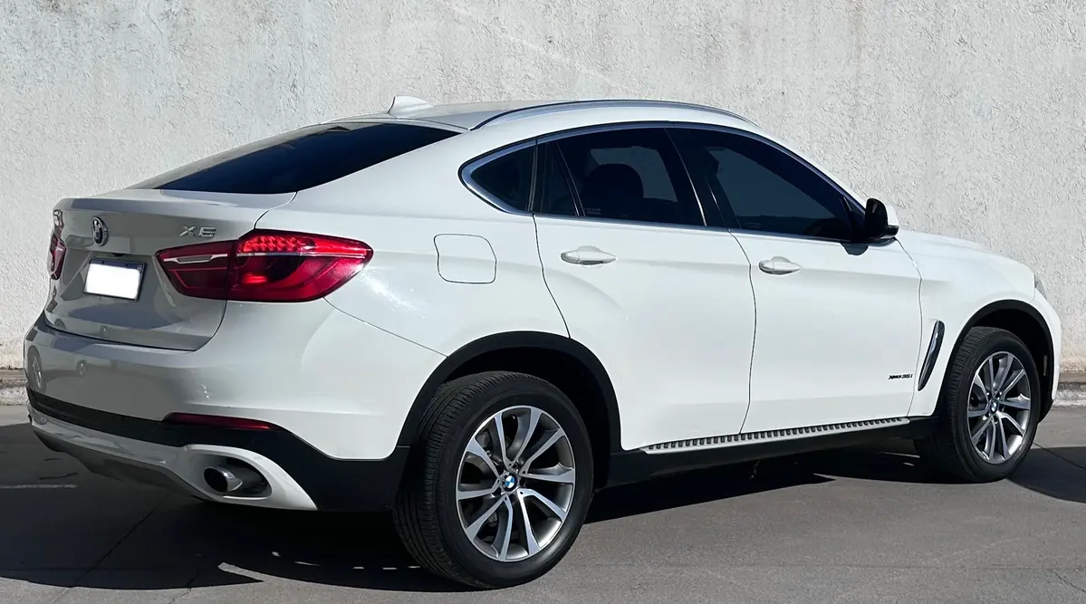 Mira esta publicación de BMW X6 2017 en Motordil