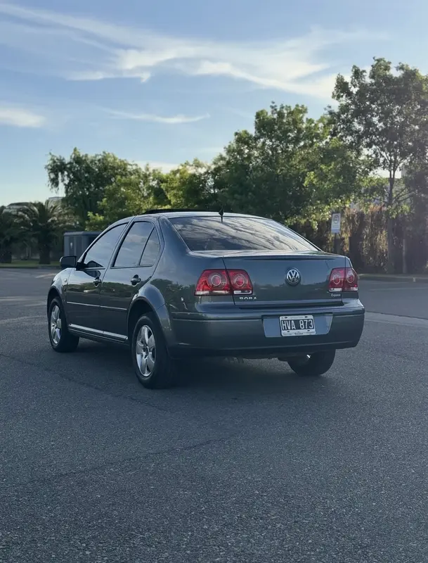 Mira esta publicación de Volkswagen Bora 2009 en Motordil